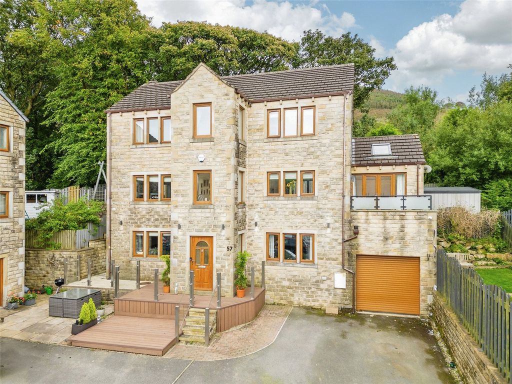 5 bed detached house to rent in Deer Hill Drive, Marsden, Huddersfield, West Yorkshire HD7, £1,900 pcm