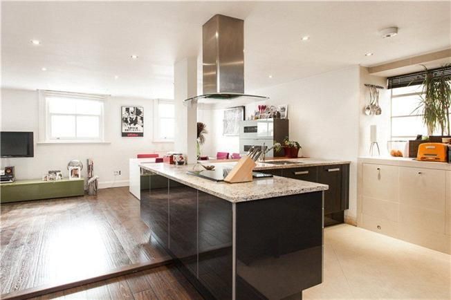 2 bed detached house for sale in Hyde Park Gardens, Hyde Park, London W2, £1,450,000