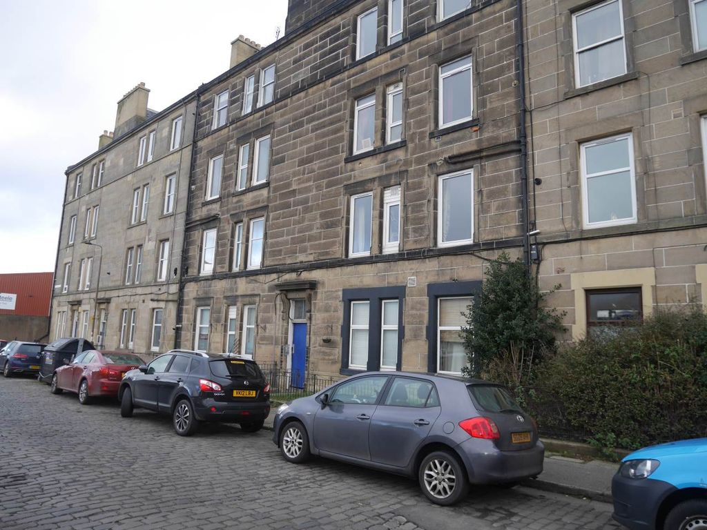 1 bed flat to rent in Westfield Street, Gorgie, Edinburgh EH11, £995 pcm