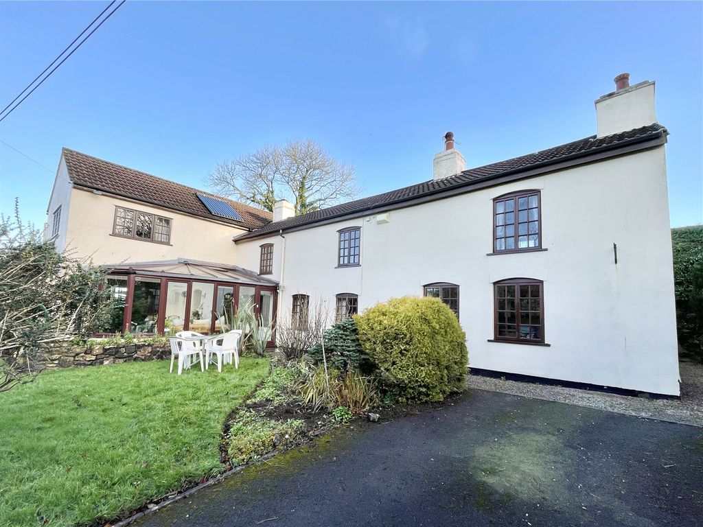4 bed detached house for sale in Harptree Hill, West Harptree, Bristol BS40, £700,000