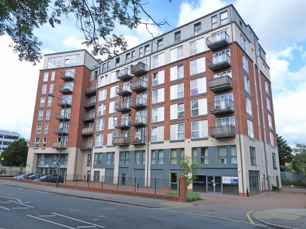 1 bed flat for sale in East Croft House, 86 Northolt Road, Harrow HA2, £260,000