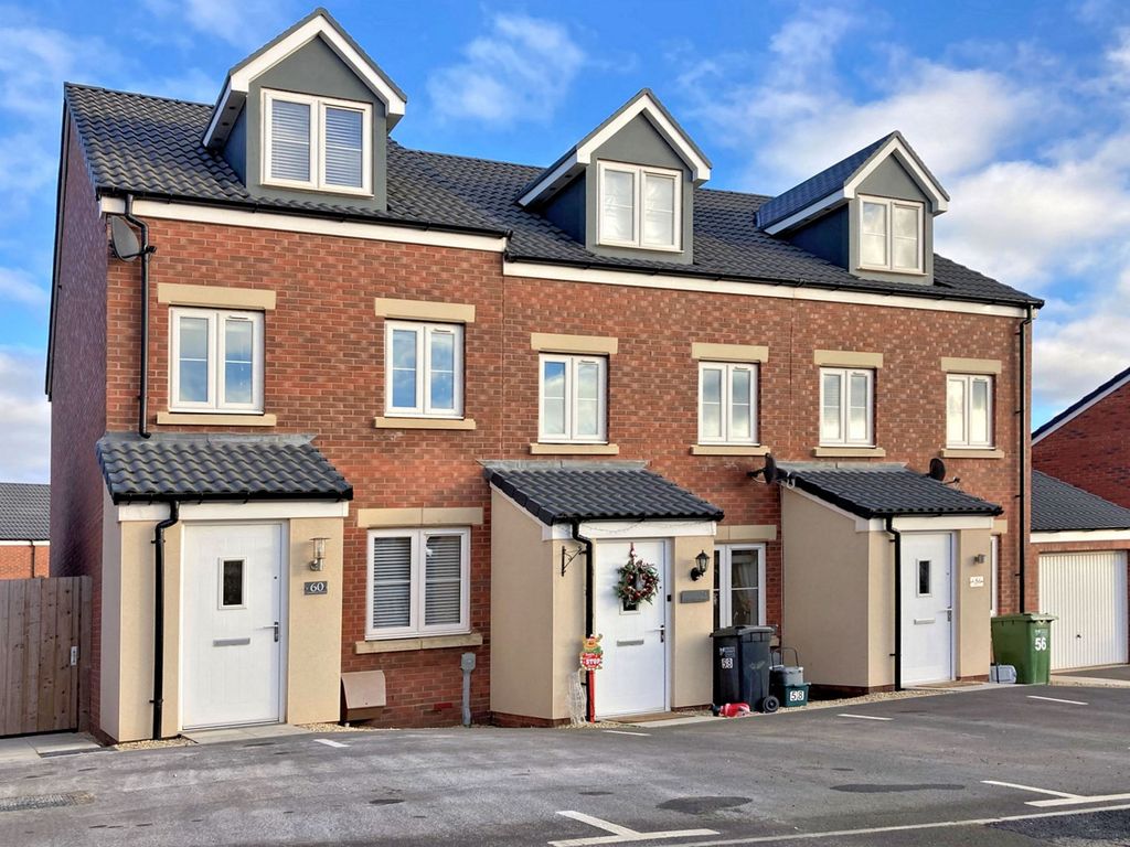 New home, 3 bed end terrace house for sale in Chamberlayne Crescent, Berkeley GL13, £285,000