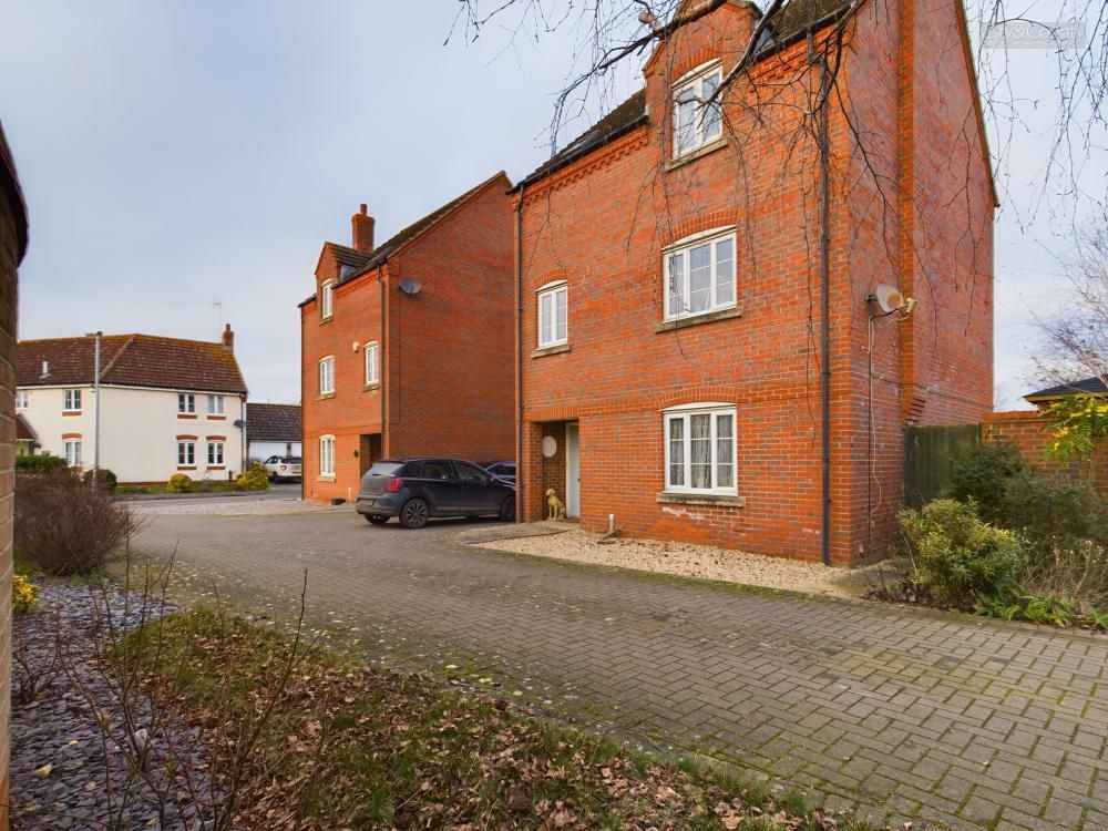 4 bed town house for sale in Haywain Drive, Deeping St. Nicholas, Spalding PE11, £320,000