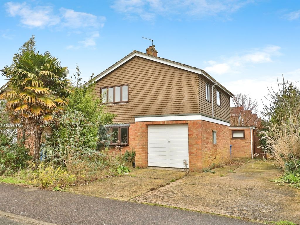 4 bed detached house for sale in Salter Avenue, Norwich NR4, £425,000