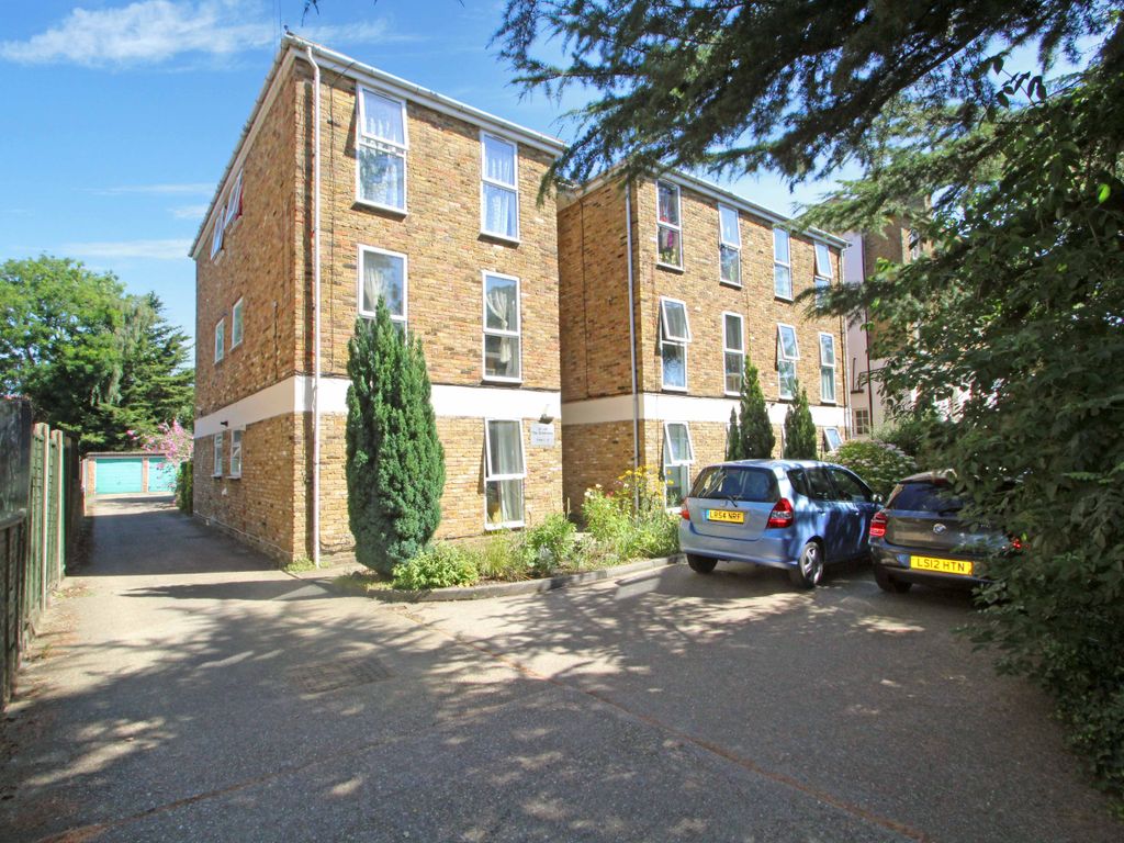 1 bed flat for sale in 67-69 The Greenway, Uxbridge, Greater London UB8, £180,000