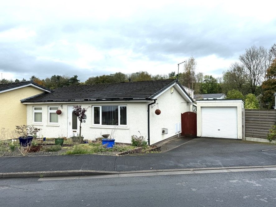 2 bed bungalow for sale in 16 Harrot Hill, Cockermouth, Cumbria CA13, £125,000