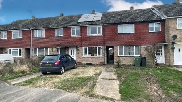 3 bed terraced house for sale in Manor Crescent, Stanford In The Vale, Faringdon, Oxfordshire SN7, £225,000