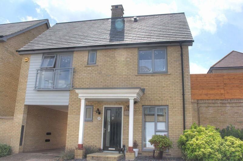 3 bed detached house to rent in Blackberry Way, Hemel Hempstead HP2, £2,300 pcm