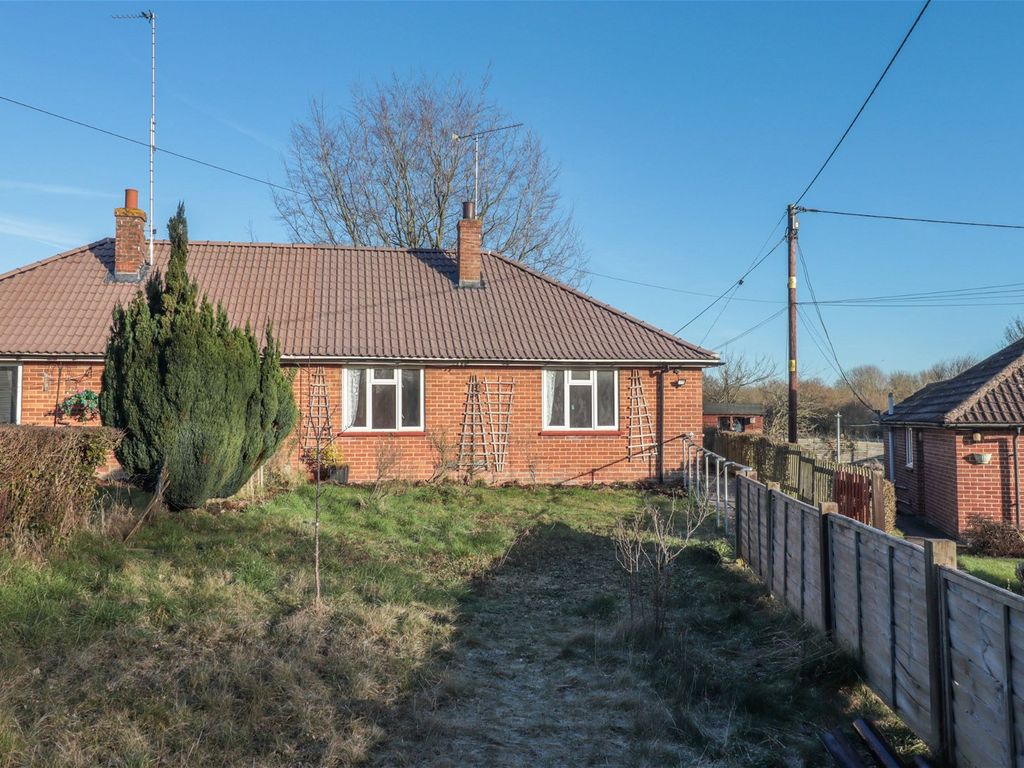 2 bed semi-detached bungalow for sale in Gravel Close, Brown Candover, Alresford SO24, £300,000