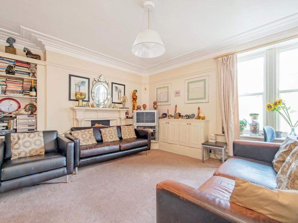 3 bed flat for sale in Southampton Row, London WC1B, £1,100,000