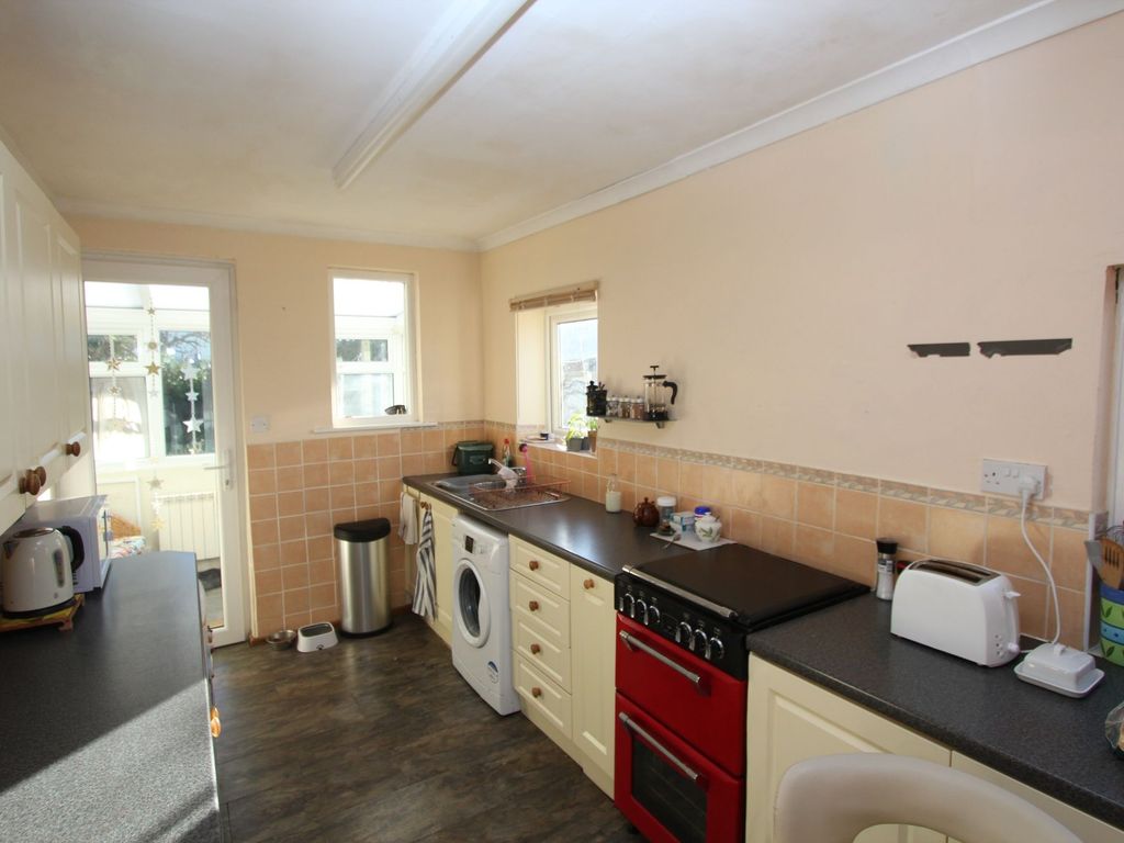 3 bed town house for sale in Seaview Place, Llantwit Major CF61, £325,000