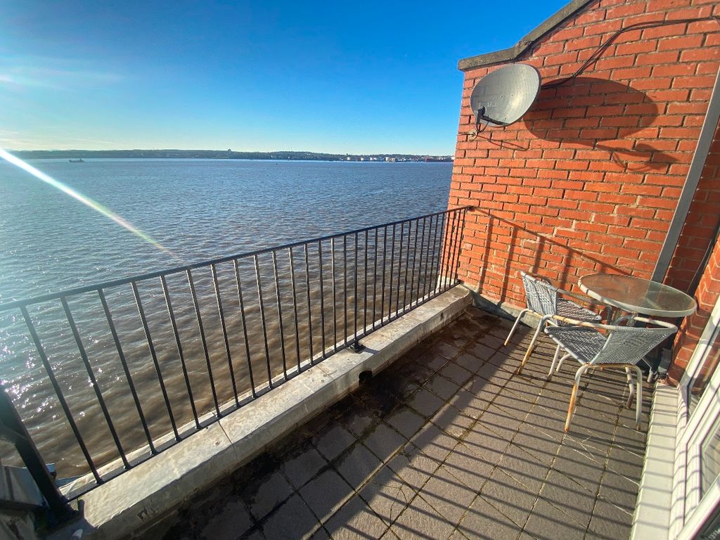 3 bed flat to rent in Armstrong Quay, Liverpool L3, £1,100 pcm