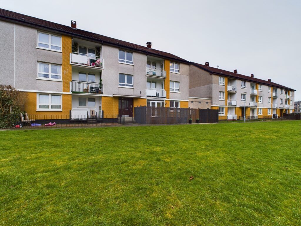 2 bed flat for sale in Flat 2/2 44 Braehead Street, Glasgow G5, £99,995