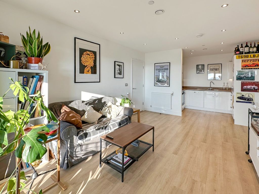 1 bed flat for sale in Valiant Lane, Cambridge CB5, £299,000