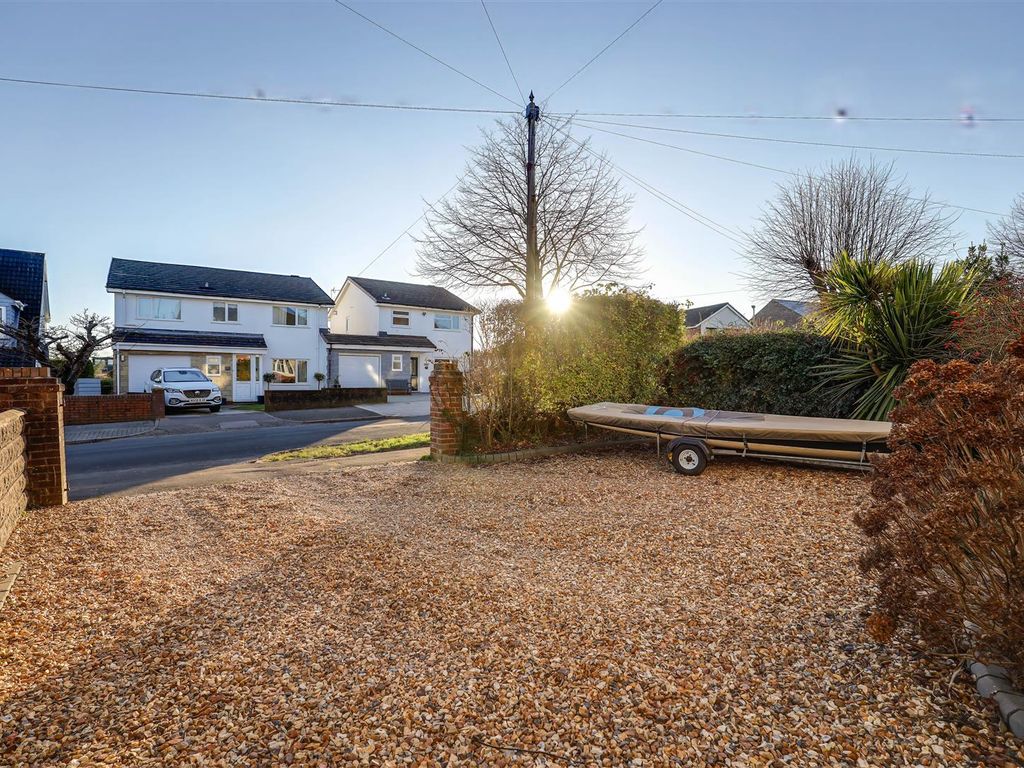 4 bed semi-detached house for sale in Wordsworth Avenue, Penarth CF64, £575,000