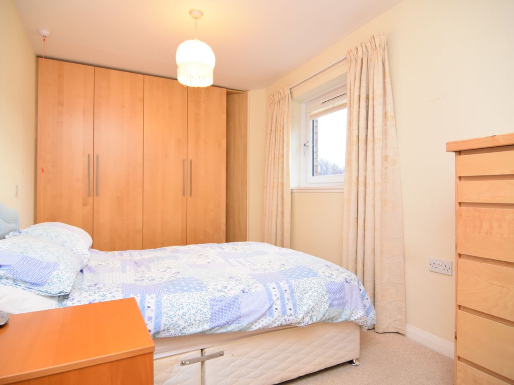 2 bed flat for sale in Comely Bank Road, Stockbridge, Edinburgh EH4, £245,000