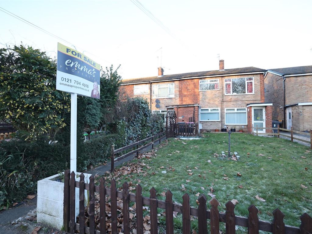 2 bed flat for sale in Lichfield Road, Coleshill, Birmingham B46, £150,000