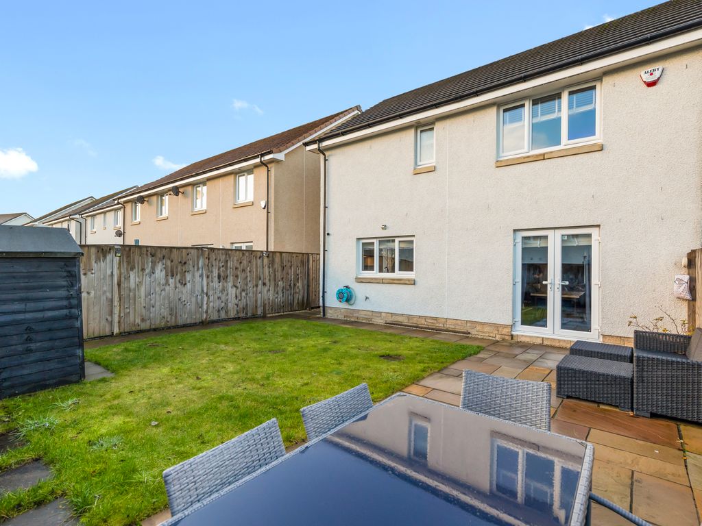 3 bed detached house for sale in 11 Learielaw View, Broxburn EH52, £295,000