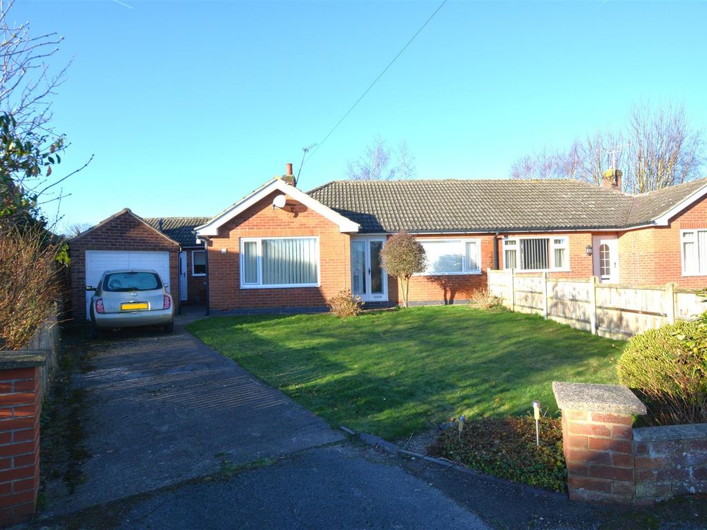 3 bed semi-detached bungalow for sale in Branston Avenue, Farnsfield, Newark NG22, £290,000