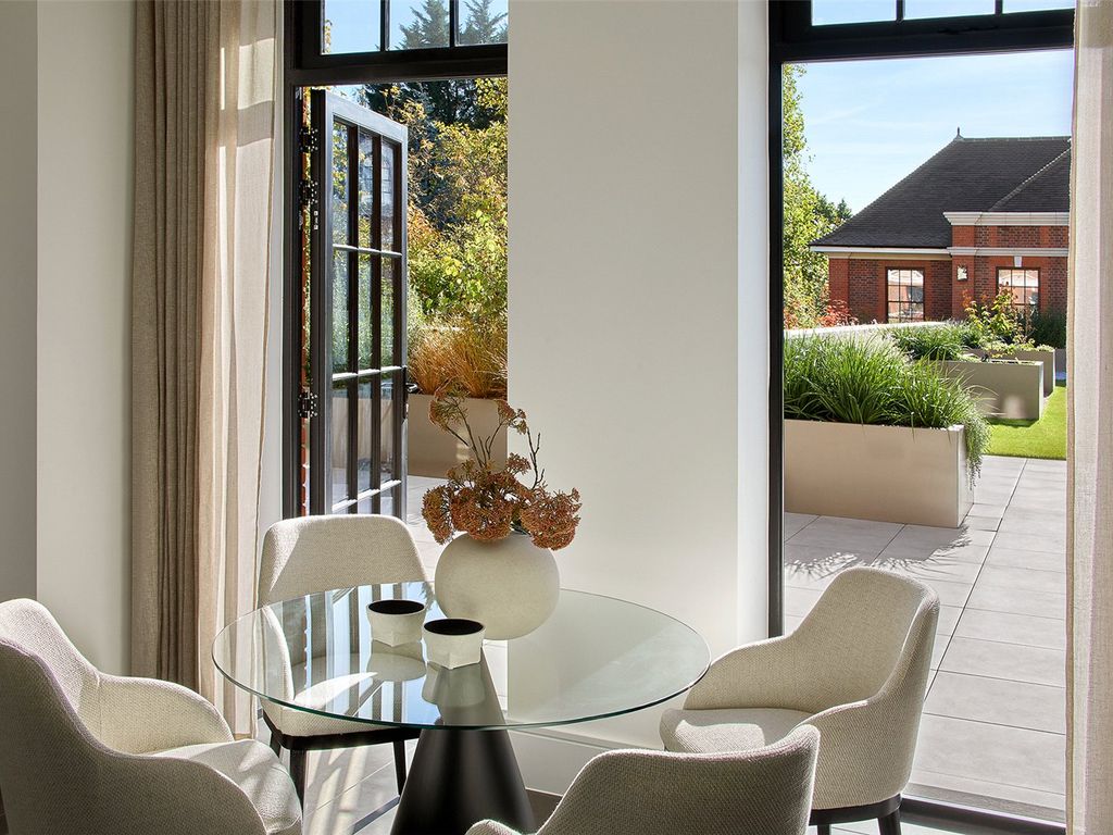 New home, 2 bed flat for sale in Beech Hill, Barnet EN4, £1,150,000