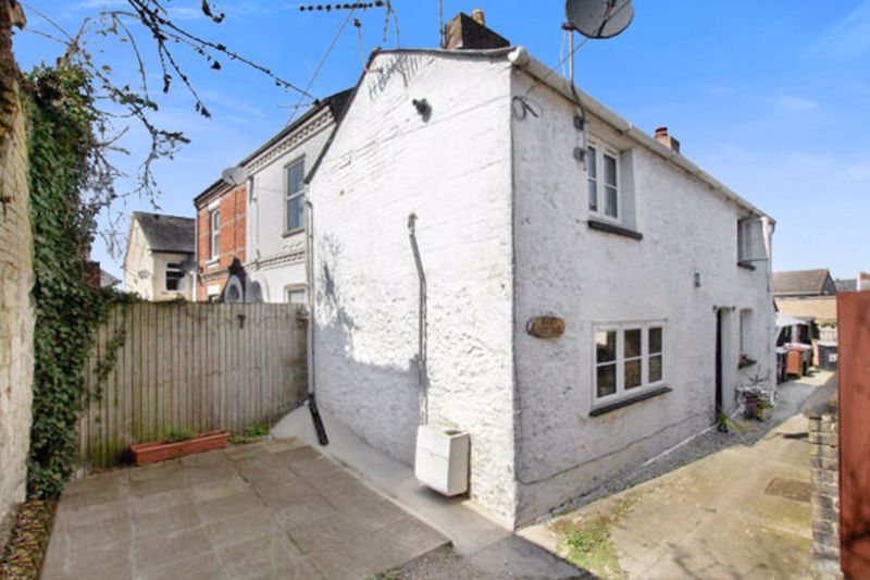 2 bed detached house for sale in Granby Street, Newmarket CB8, £215,000