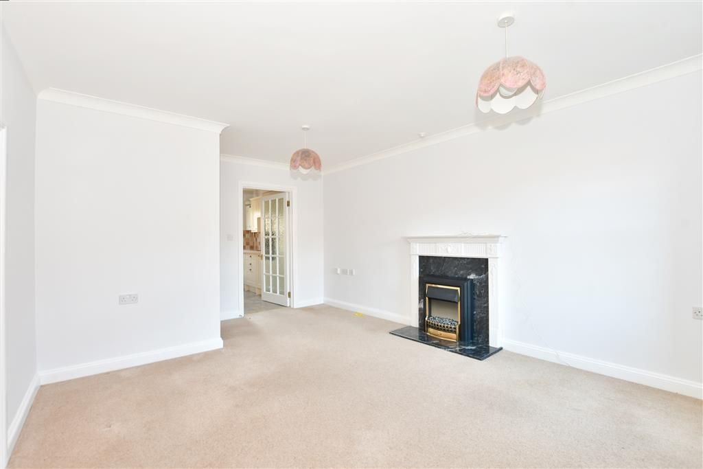 2 bed terraced house for sale in Hills Place, Horsham, West Sussex RH12, £254,500