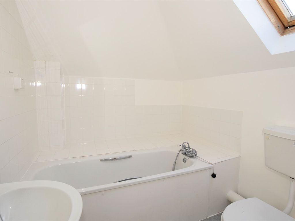 1 bed flat to rent in Flat 12, Hilary House, Park Road, Bognor Regis, West Sussex PO21, £775 pcm