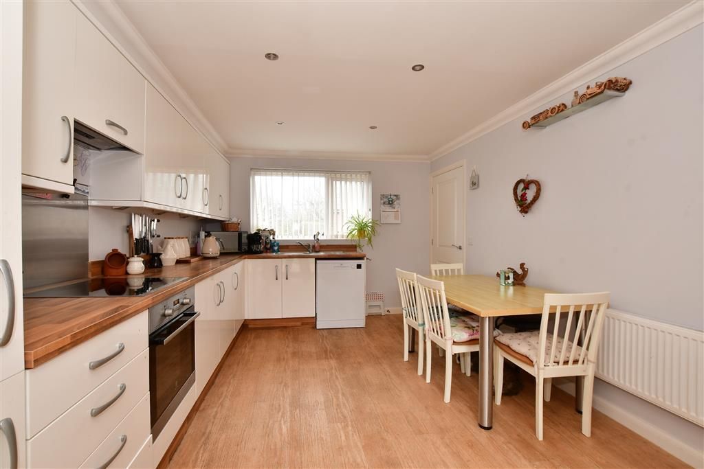 3 bed detached house for sale in Wellesley Way, Newport, Isle Of Wight PO30, £249,000