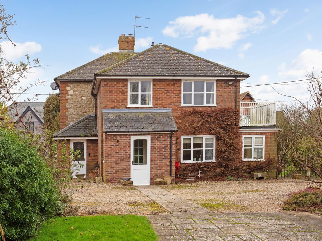4 bed detached house for sale in Honeystreet, Pewsey SN9, £850,000