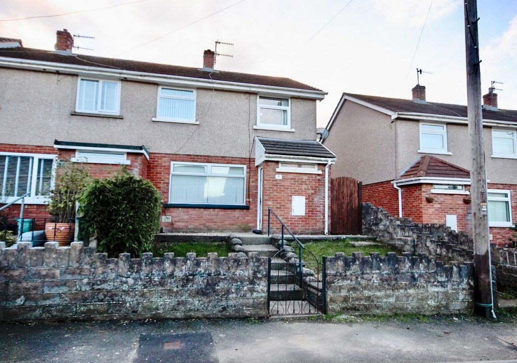 3 bed terraced house for sale in Sirhowy View, Pontllanfraith, Blackwood NP12, £175,000
