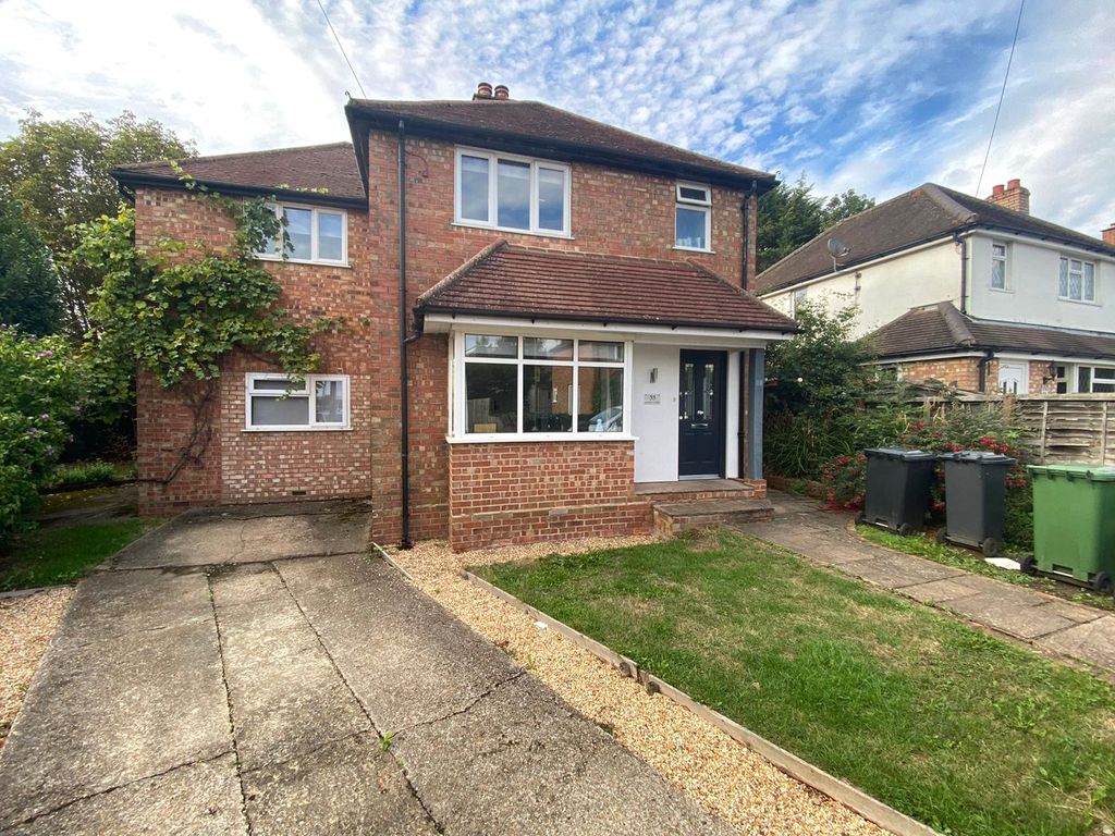 1 bed detached house to rent in Ardmore Avenue, Guildford, Surrey GU2, £900 pcm