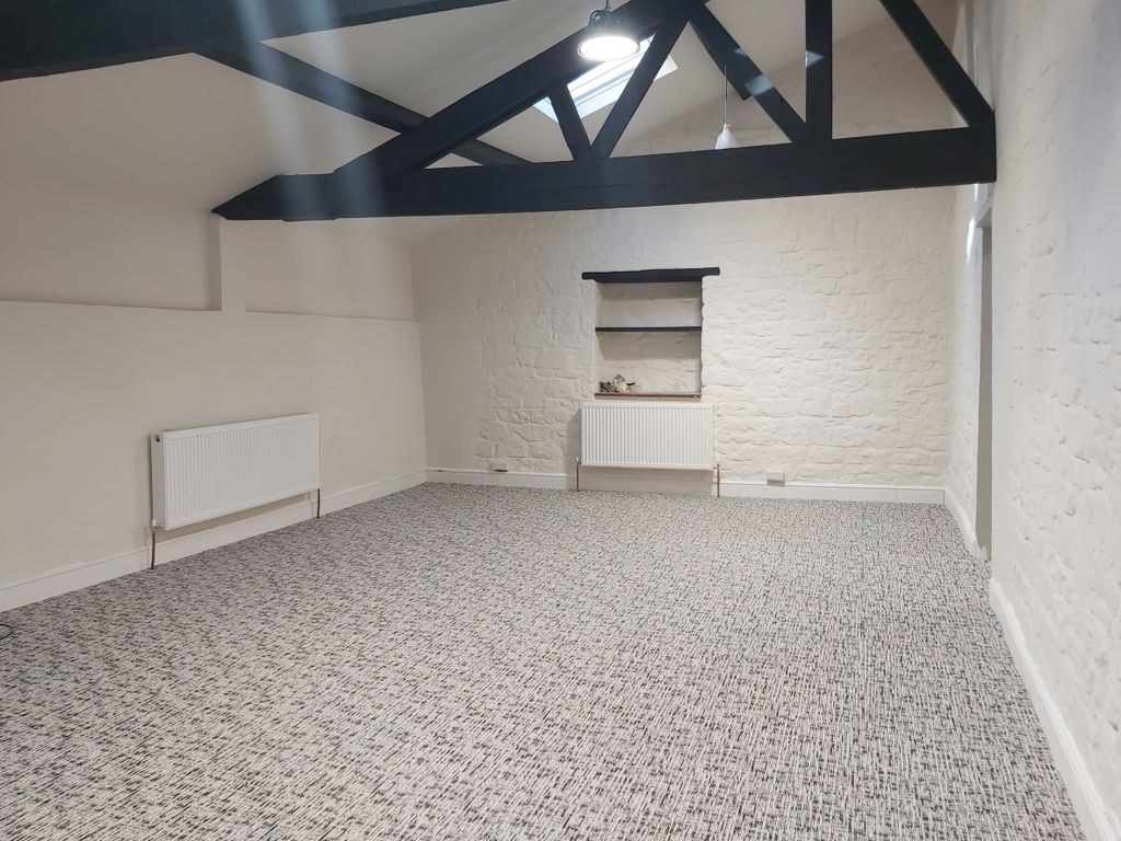 Office to let in Monmouth Place, Bath BA1, £47,500 pa