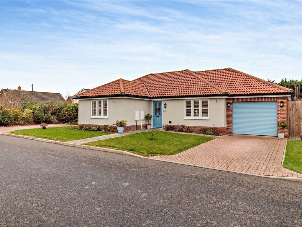 3 bed bungalow for sale in Steam Mill Close, Bradfield, Manningtree, Essex CO11, £600,000