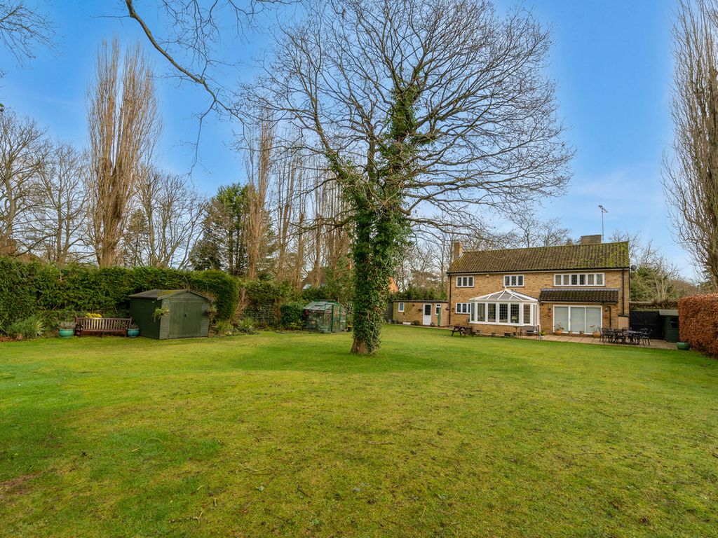 4 bed detached house for sale in High Street Hurley Maidenhead, Berkshire SL6, £1,650,000