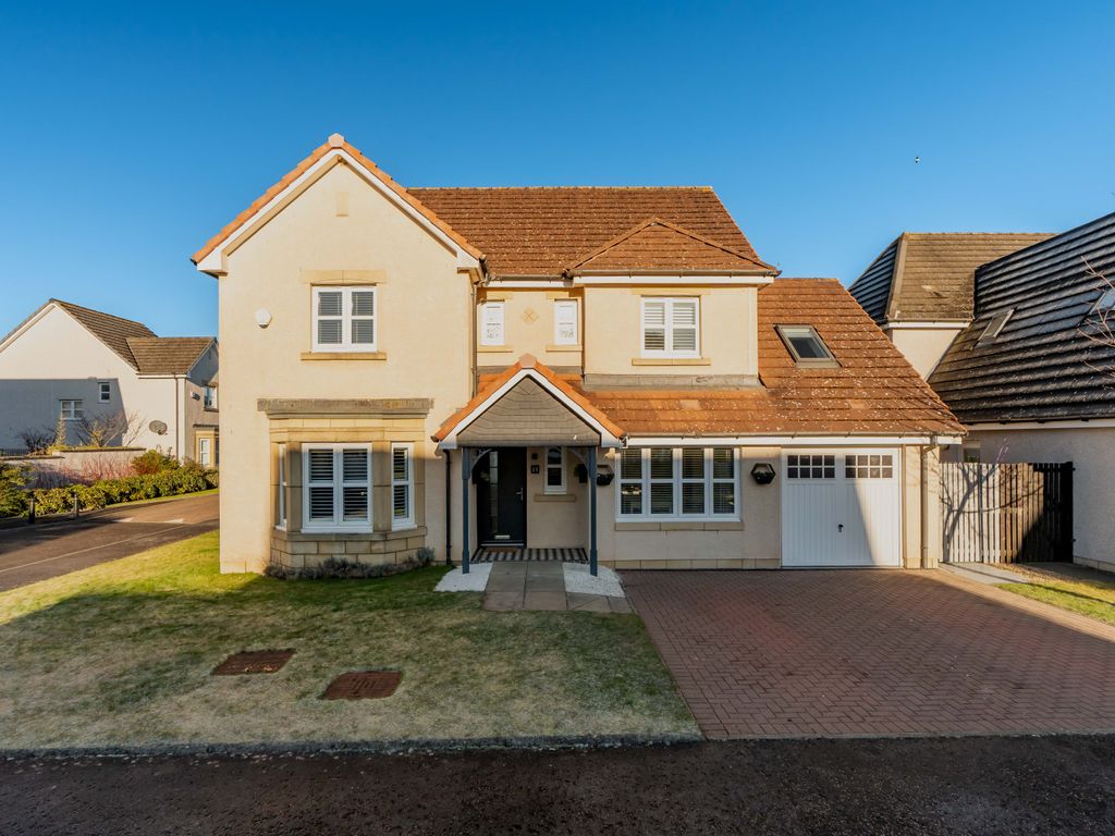 4 bed property for sale in 15 Buie Brae, Kirkliston EH29, £460,000