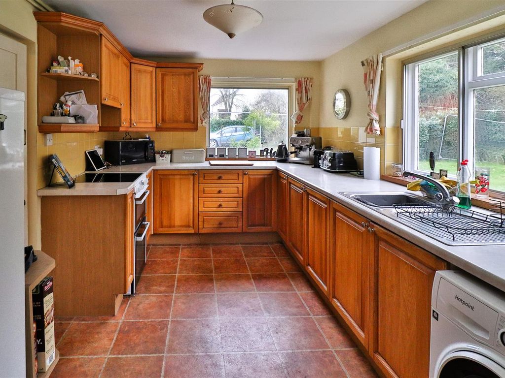 3 bed detached house for sale in The Street, Aldham, Ipswich IP7, £375,000