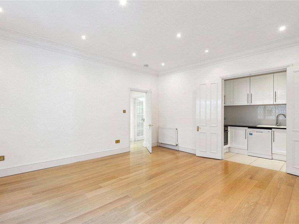 3 bed flat to rent in Cornwall Gardens, London SW7, £5,248 pcm