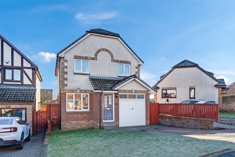 3 bed property for sale in 4 Meadow Way, Kilwinning KA13, £195,000