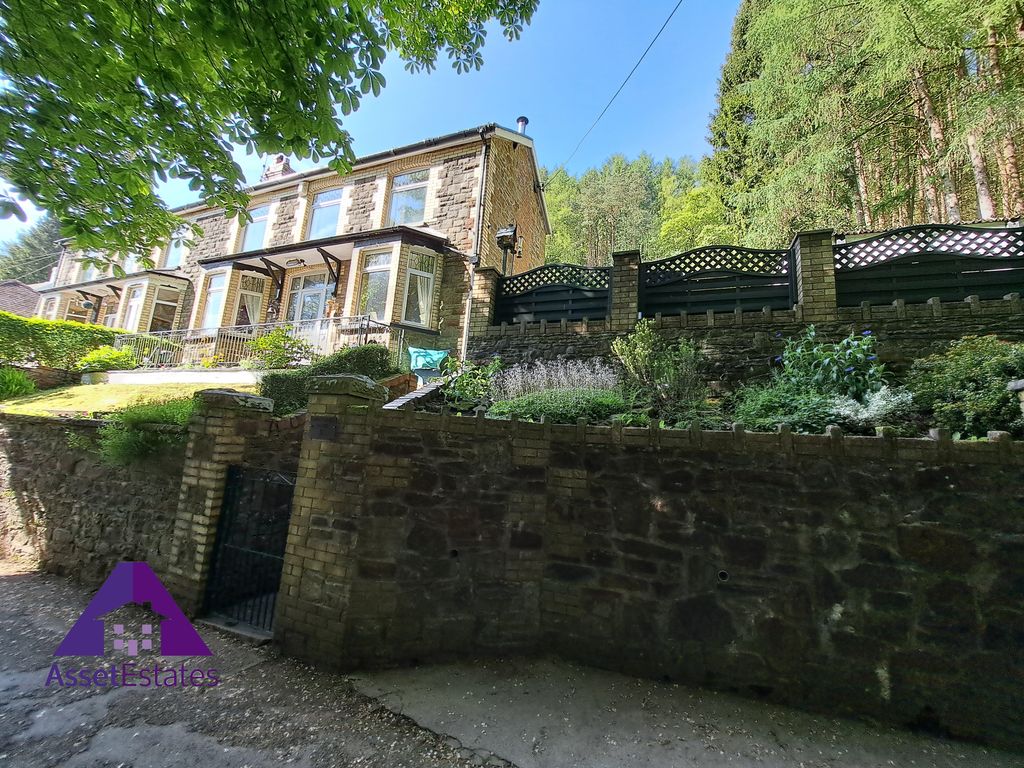 3 bed semi-detached house for sale in Old Blaina Road, Abertillery NP13, £265,000