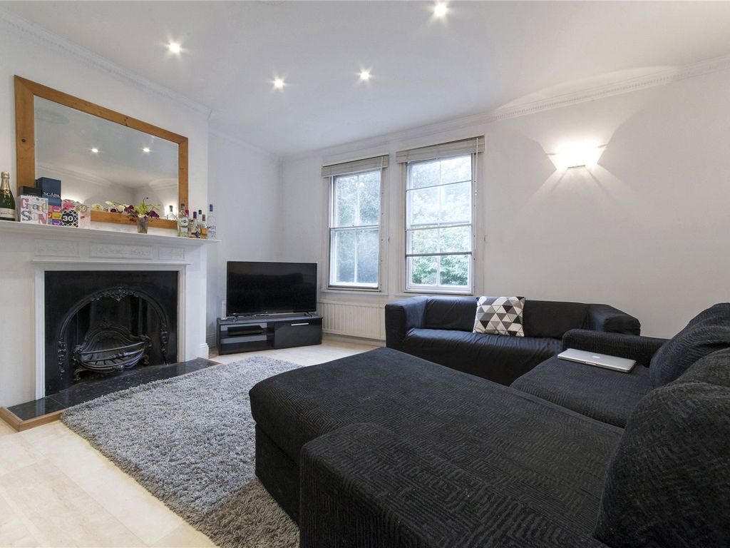 2 bed flat to rent in Branch Hill, Hampstead NW3, £2,800 pcm