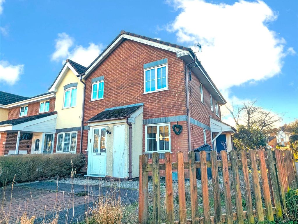 1 bed terraced house for sale in The Cornfields, Hatch Warren, Basingstoke RG22, £200,000