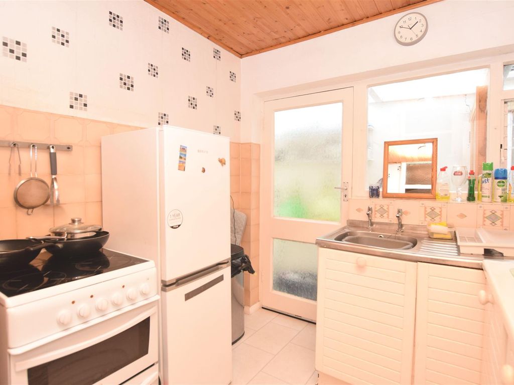 2 bed detached bungalow for sale in Foryd Road, Kinmel Bay, Conwy LL18, £170,000