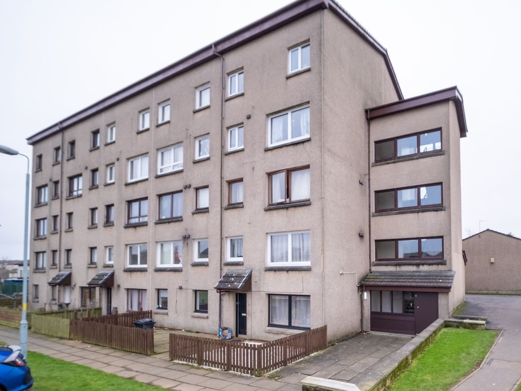 1 bed flat for sale in Park View, Bathgate EH47, £46,000