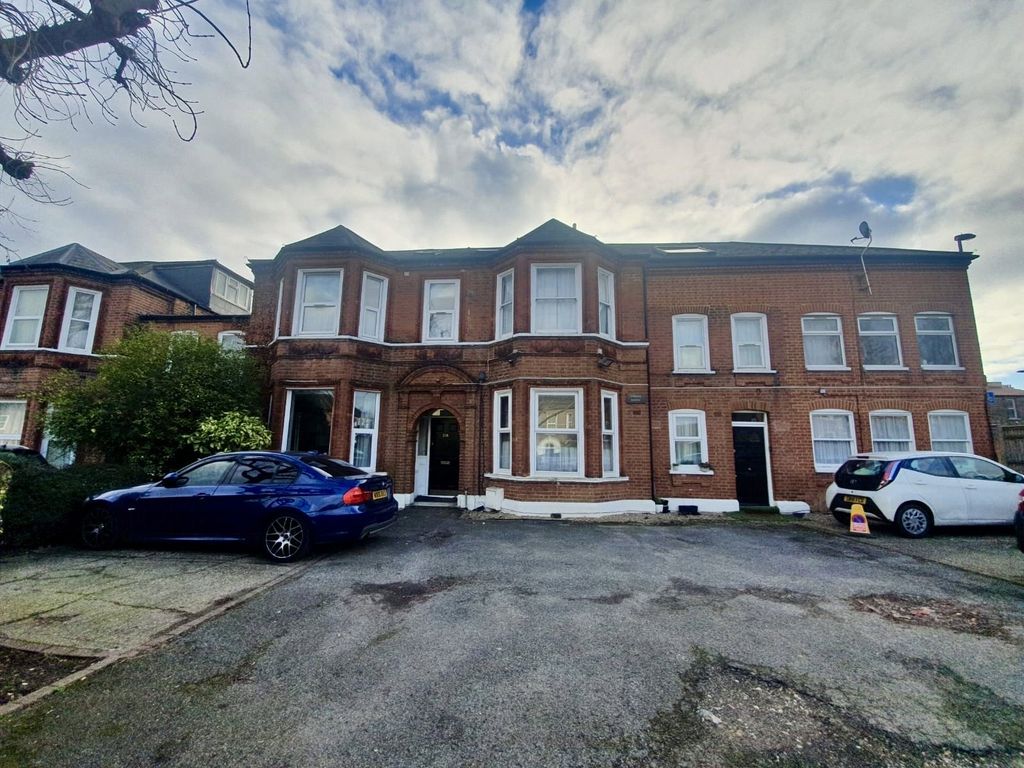 1 bed flat for sale in Oakley Lodge, 326 Brownhill Road, London SE6, £280,000