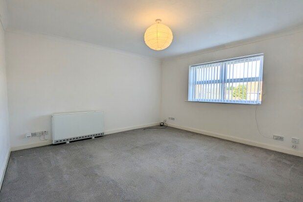 2 bed flat to rent in Earls Court, Stockton-On-Tees TS16, £675 pcm