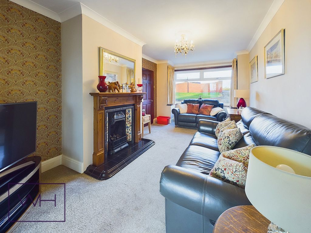 2 bed detached house for sale in Grange Lane, Burghwallis, Doncaster DN6, £340,000
