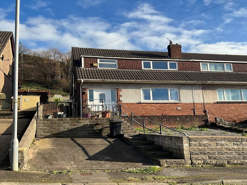 3 bed property to rent in Morlais Road, Margam, Port Talbot SA13, £950 pcm