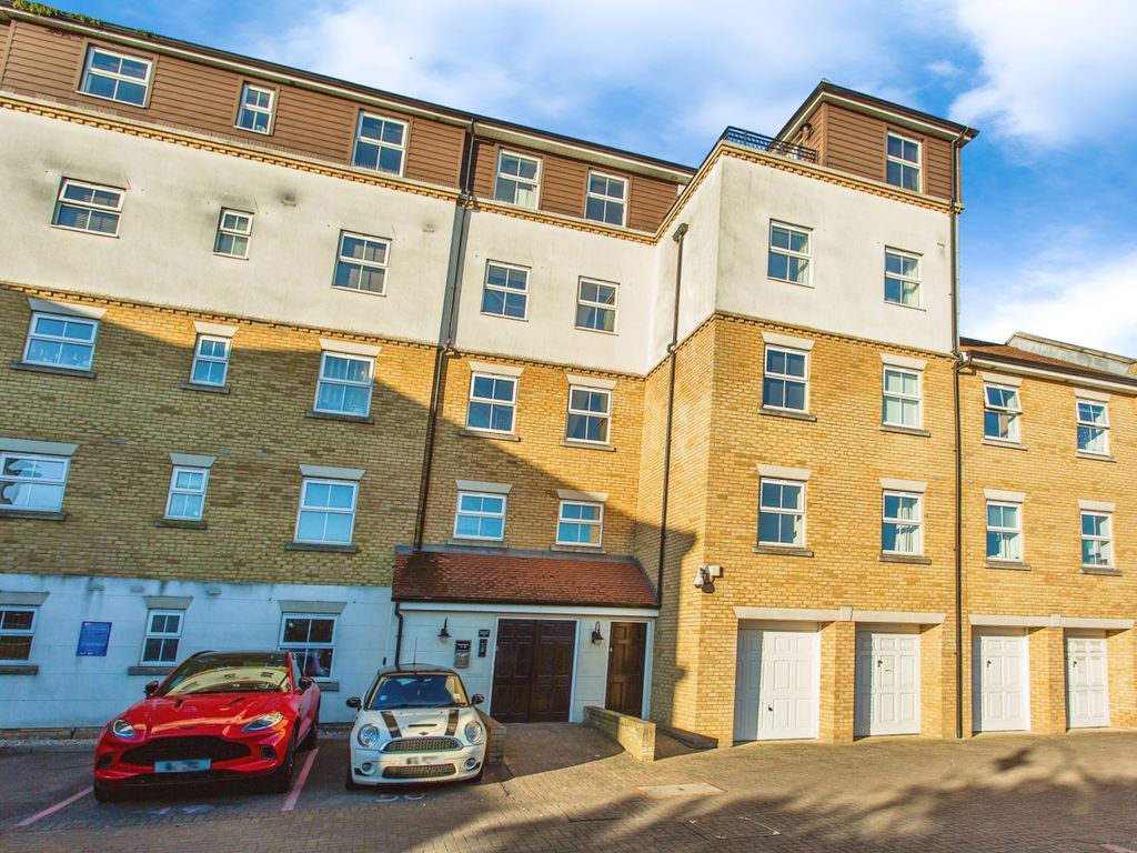 2 bed flat for sale in Audley Court, 1 Forge Way, Southend-On-Sea, Essex SS1, £190,000