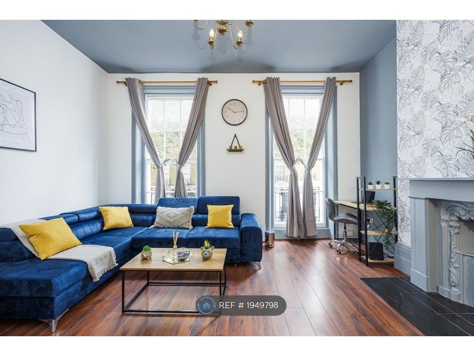 2 bed flat to rent in Swinton Street, London WC1X, £7,500 pcm