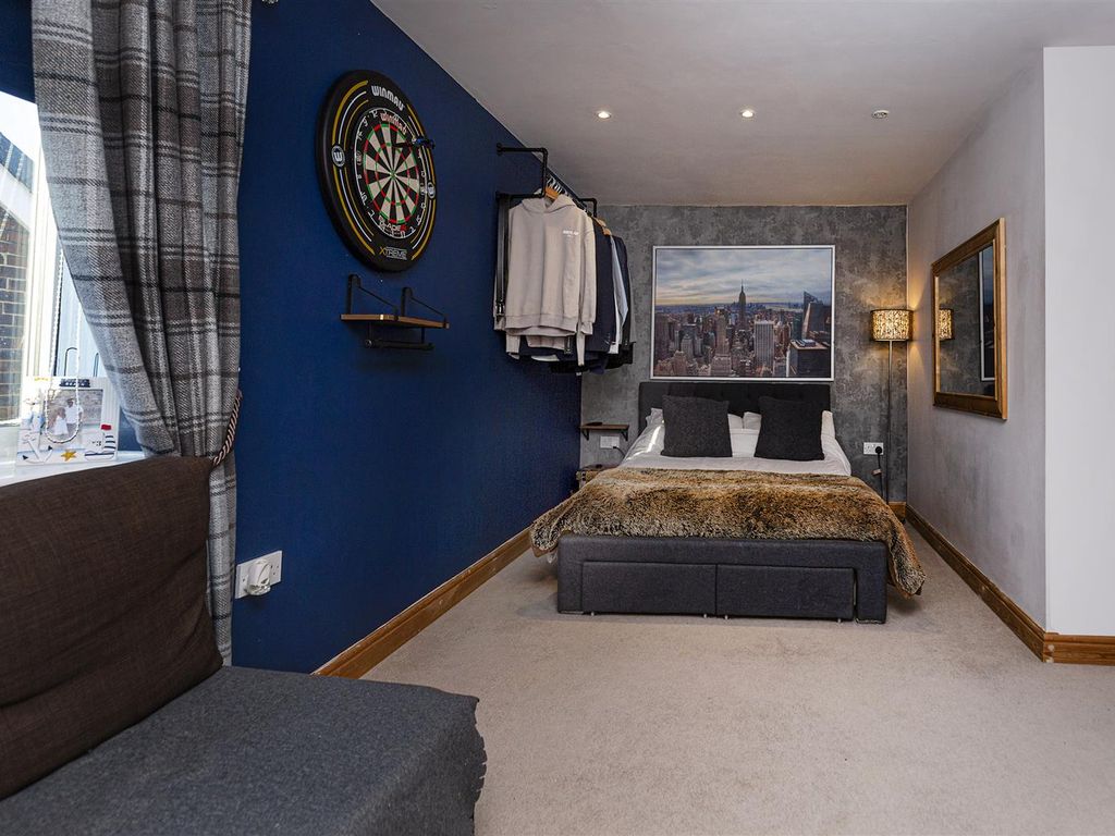 4 bed semi-detached bungalow for sale in Greenfield Avenue, Oakes, Huddersfield HD3, £260,000
